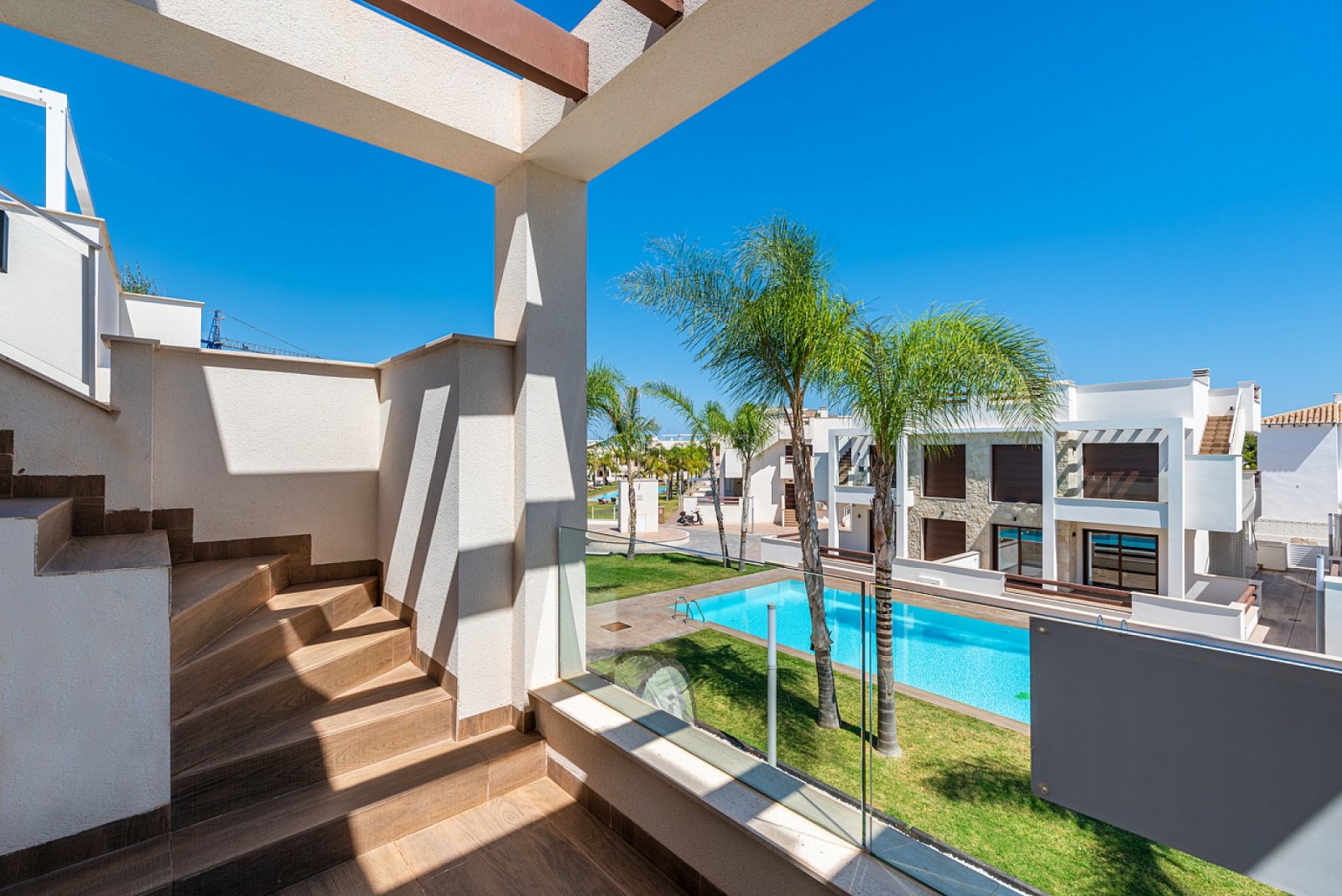 Torrevieja: Hochwertige Apartments mit Solarium & Gemeinschaftspool 