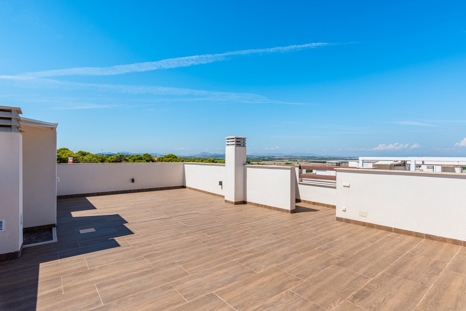 Hochwertige Apartments mit Solarium & Gemeinschaftspool