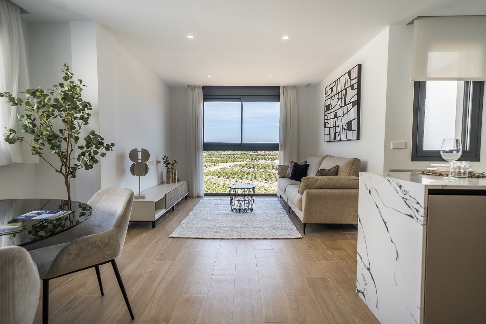 Premium-Villa mit Pool in begehrter Golflage