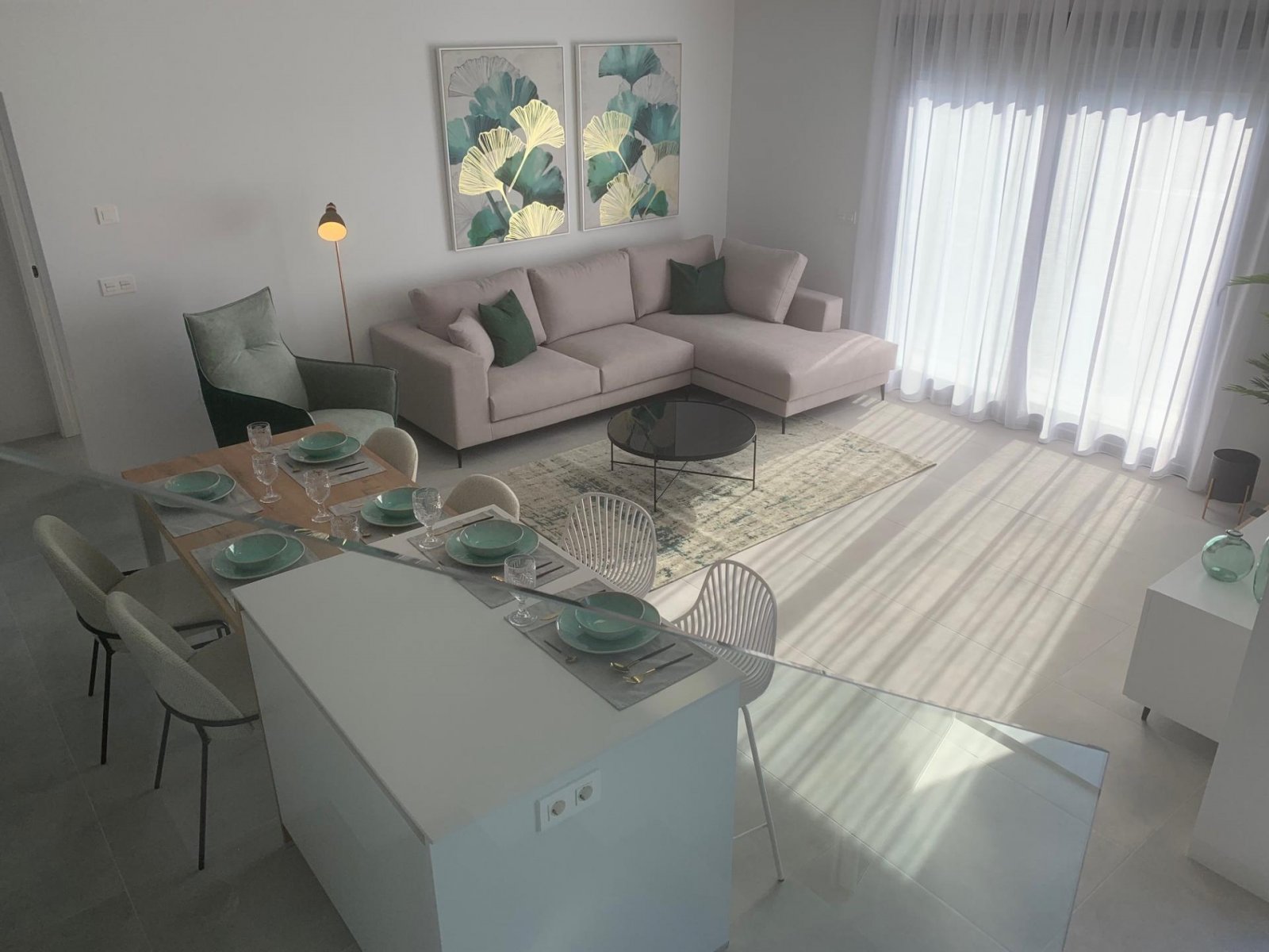 Moderne Villa mit privatem Pool & Garten