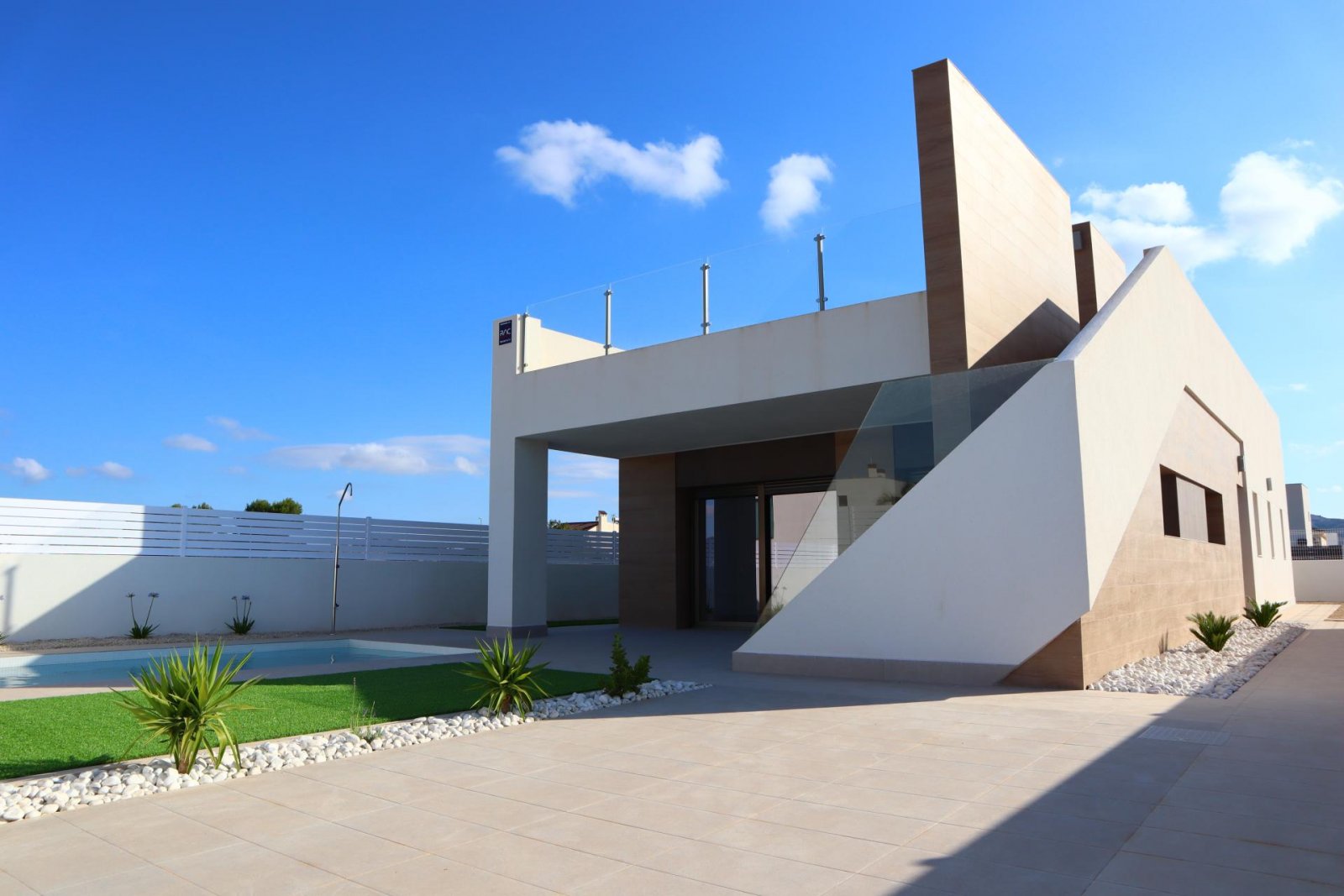 Traumvilla mit Privatpool & Solarium