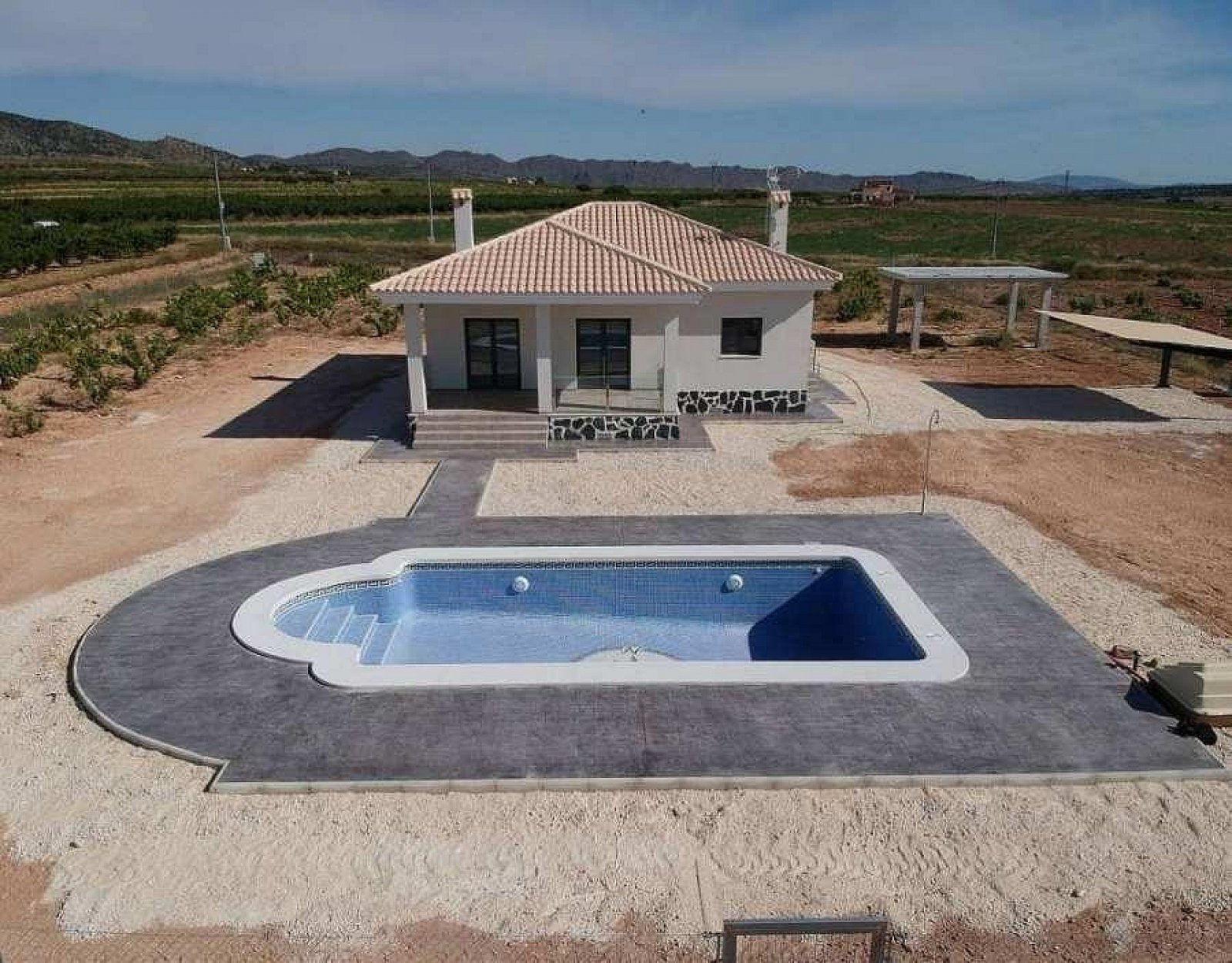 Traumvillen nach Maß mit Pool in Pinoso