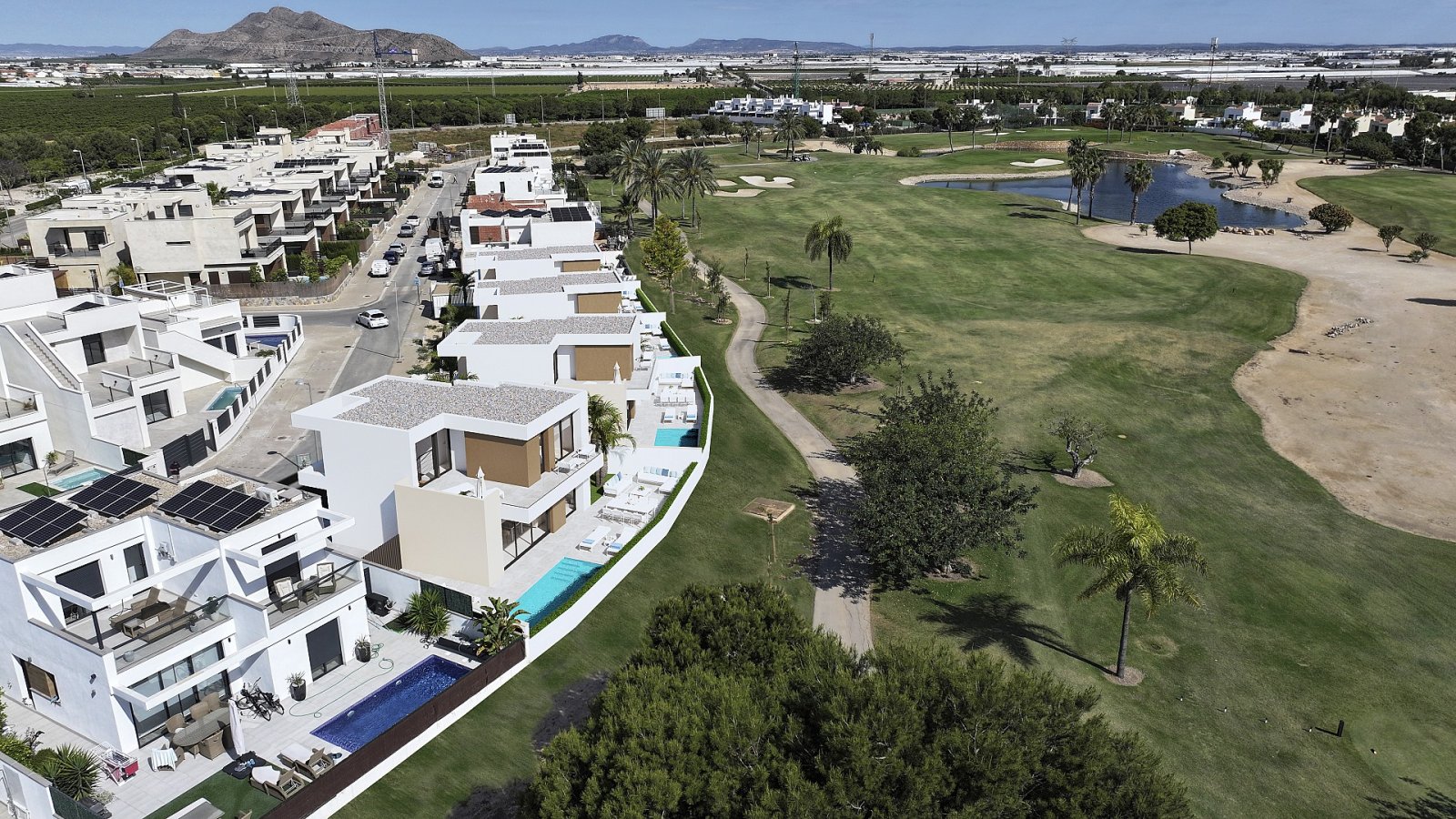 Exklusive Villa mit Privatpool in ruhiger Lage