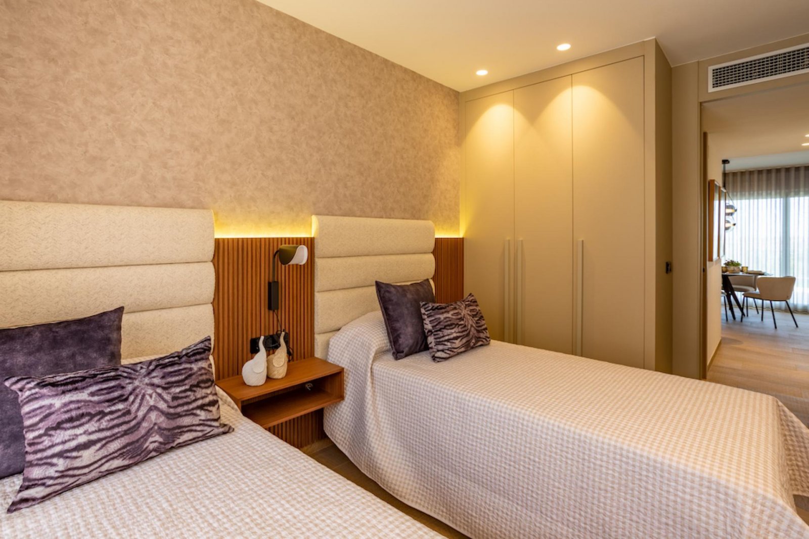 Luxuriöses Apartment mit Solarium, 3 Schlafzimmern und Gemeinschaftspool