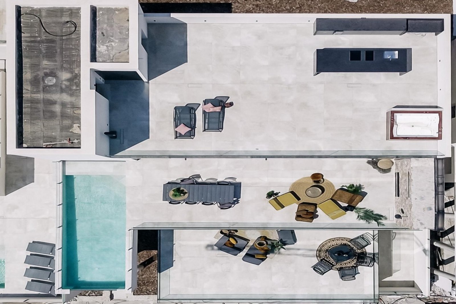 Exklusive Villa mit Infinity-Pool & Meerblick