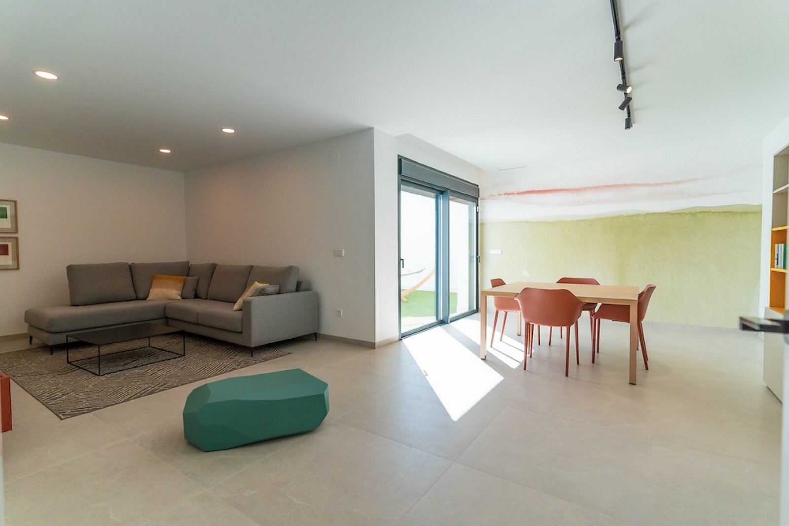 Elegante Villa mit Top-Ausstattung und Garten