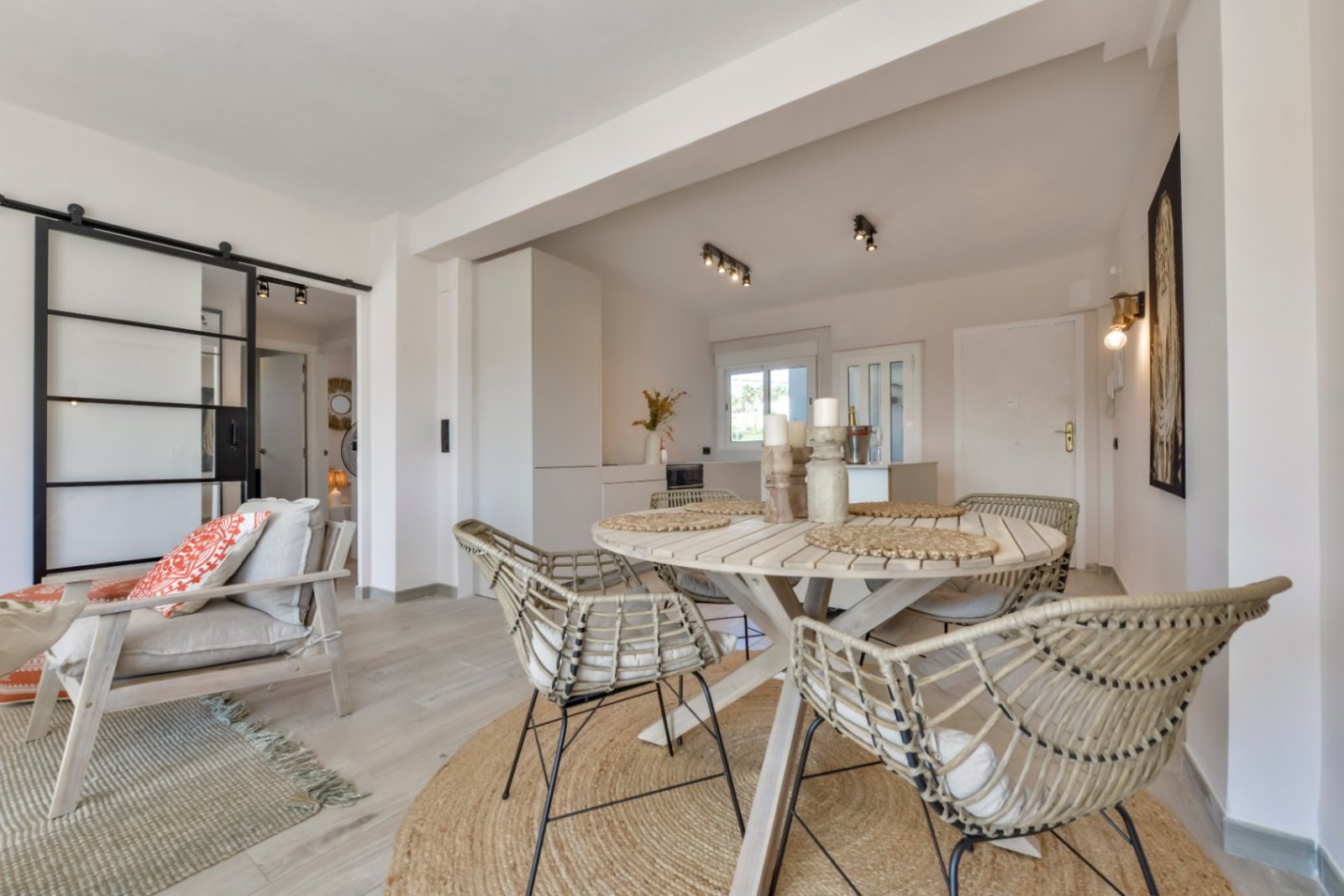 Stilvolle Wohnung in direkter Strandnähe