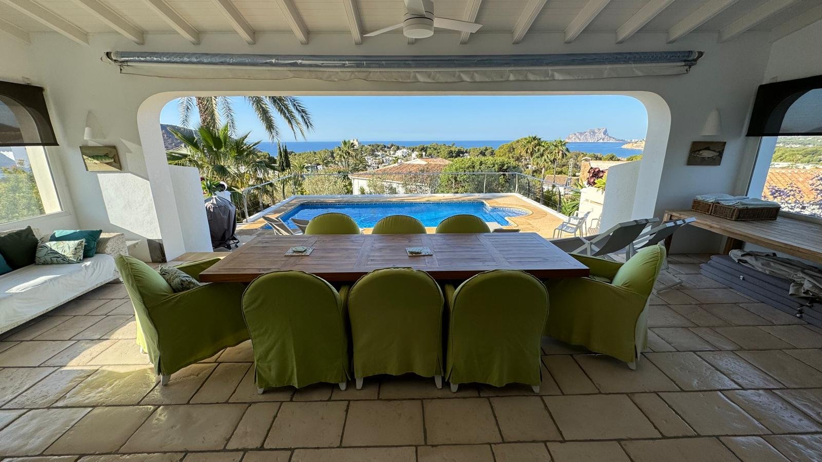 Mediterrane Luxusvilla mit spektakulärem Meerblick