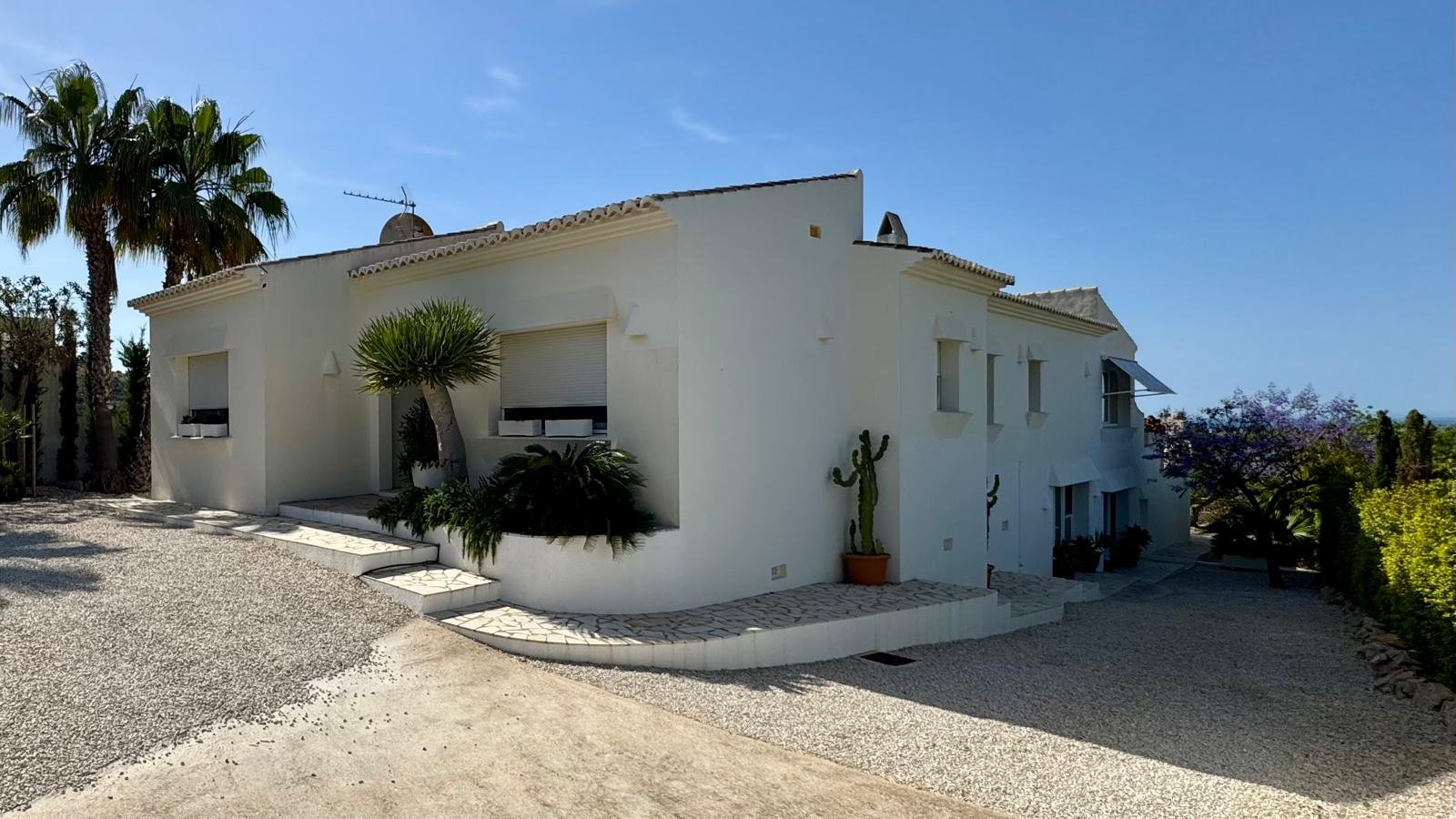 Mediterrane Luxusvilla mit spektakulärem Meerblick