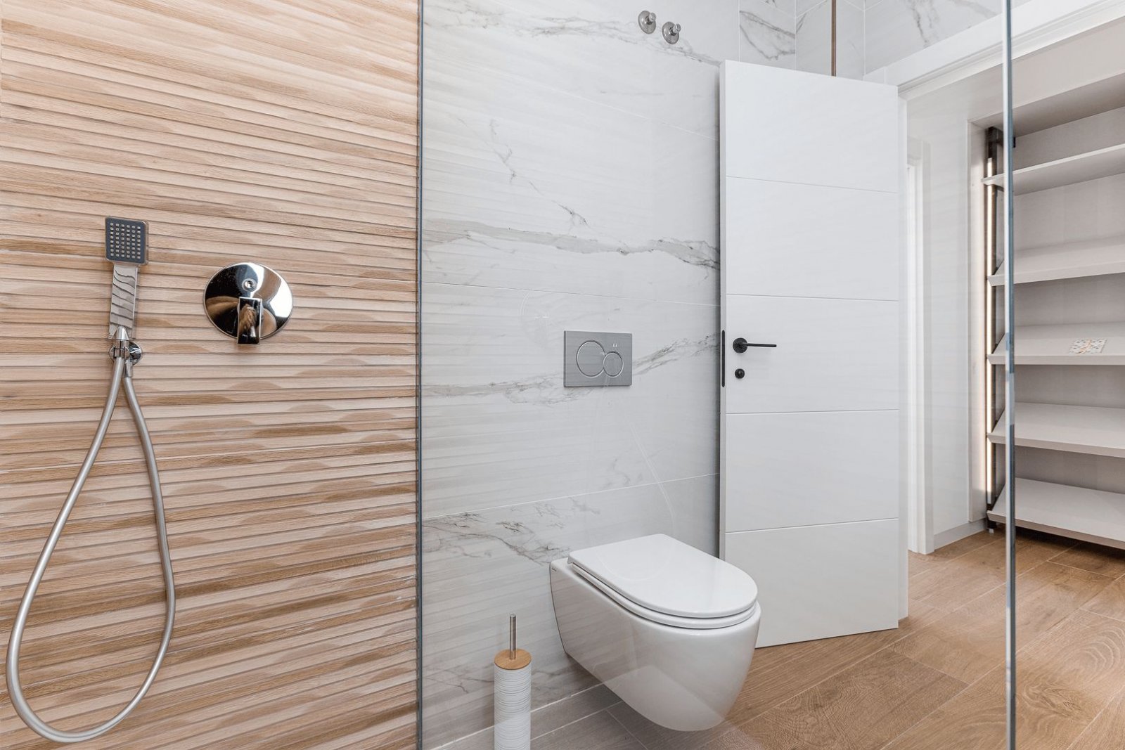 Moderne Neubauvilla in exklusiver Wohnanlage