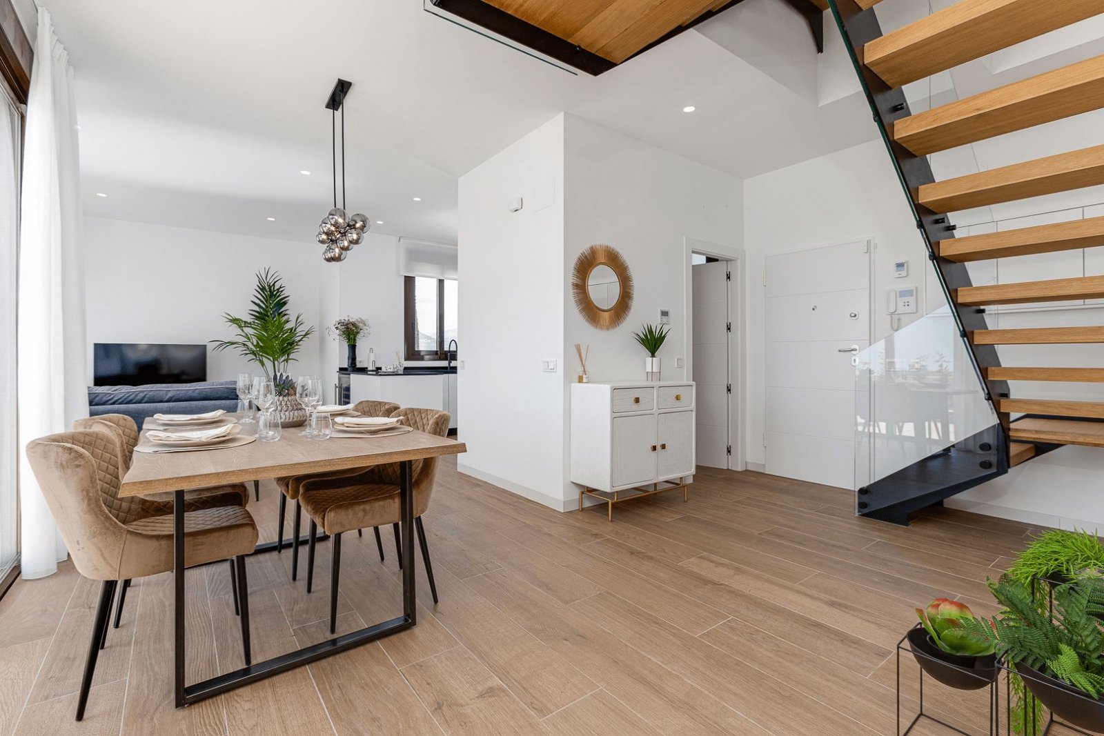 Moderne Neubauvilla in exklusiver Wohnanlage