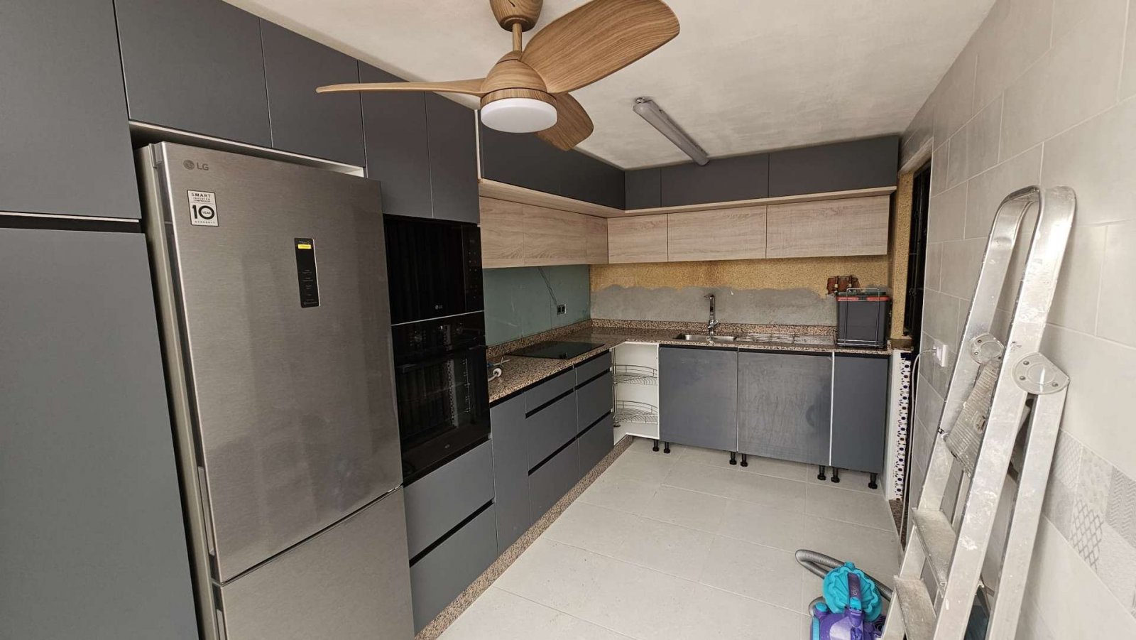 Charmante Eckvilla mit Garage nahe Strand