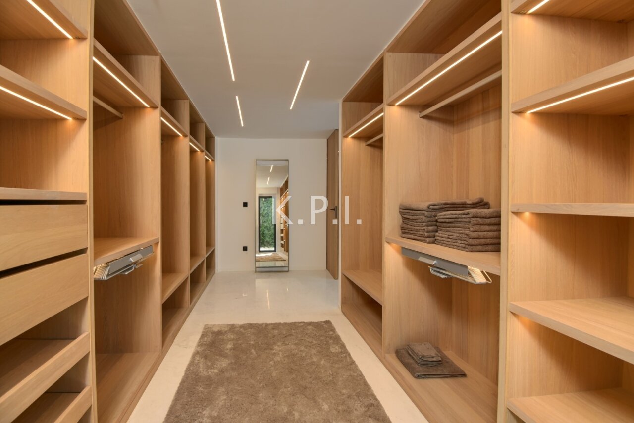 x -Essence Master Habitacion Cambiador  .jpg