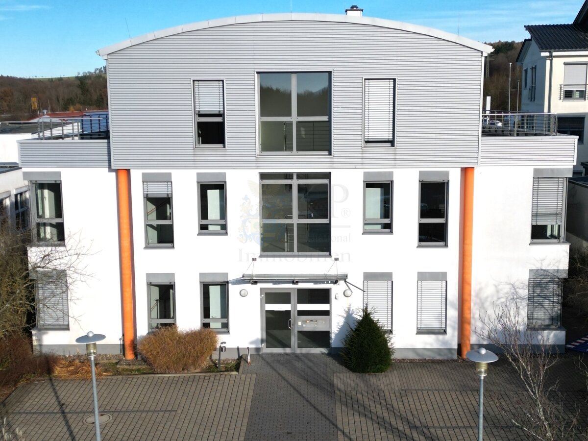 HAUSANSICHT HAUSANSICHT