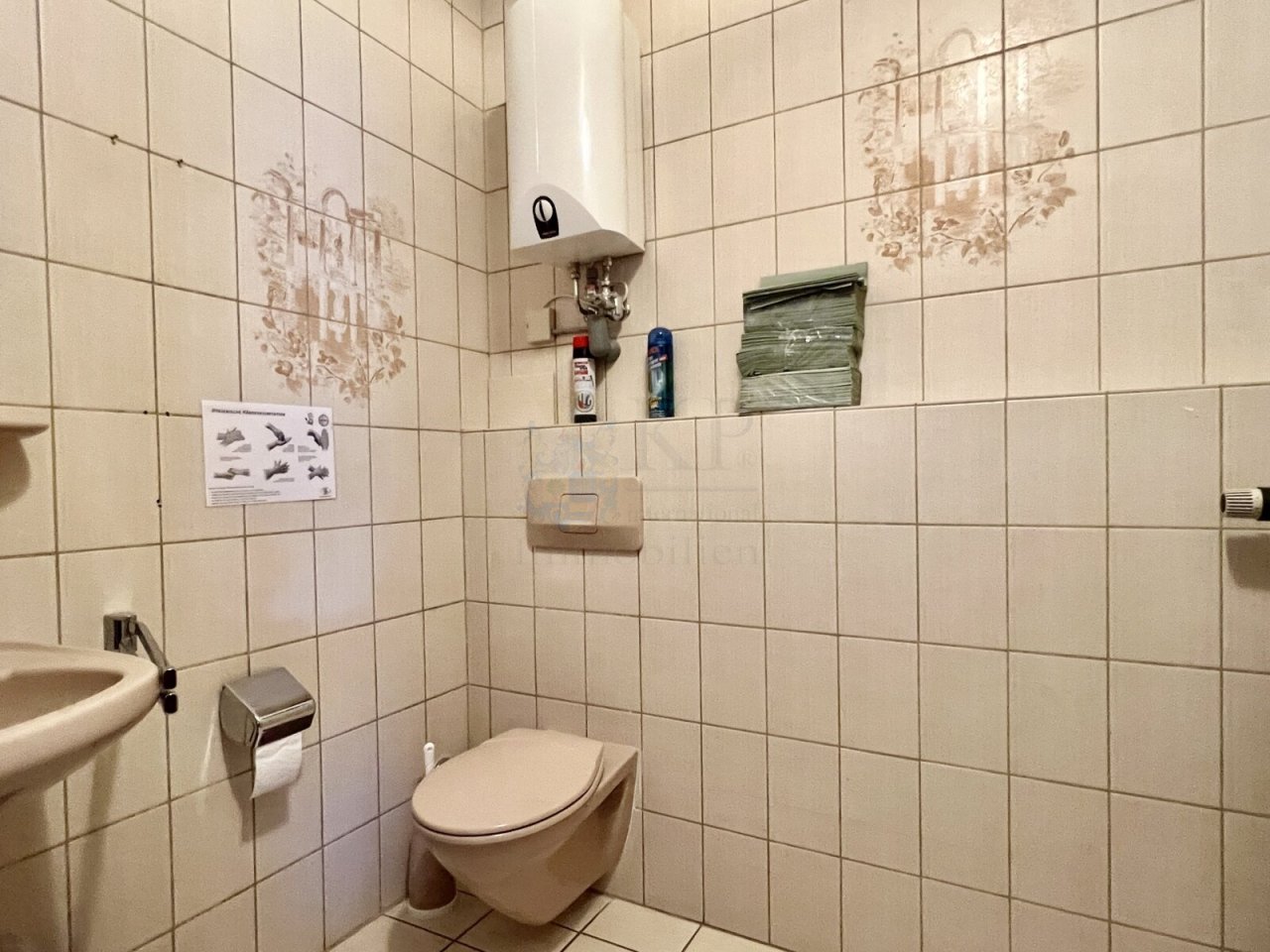 BADEZIMMER BADEZIMMER