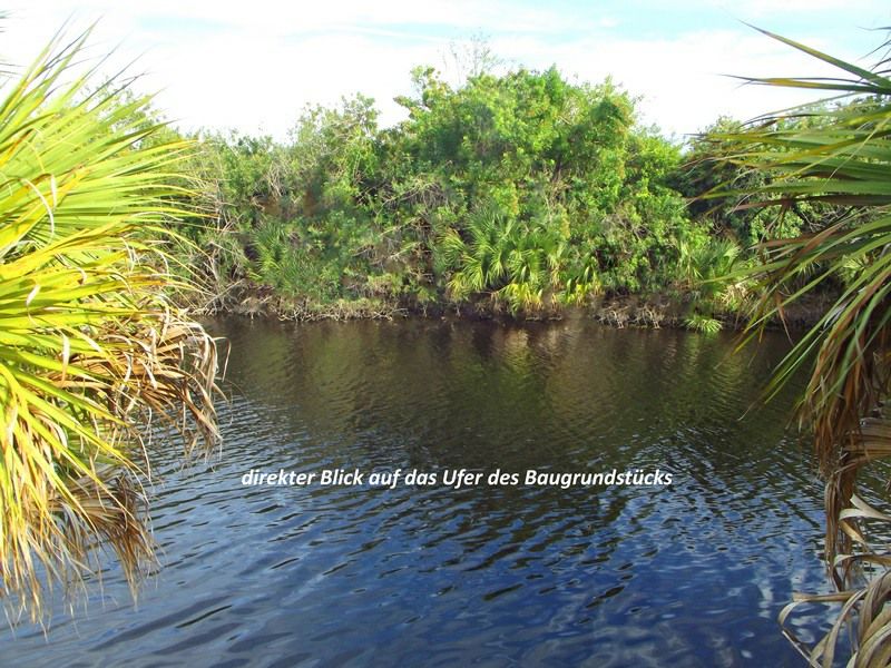 Englewood: ***VERKAUFT***TOP WASSERGRUNDSTÜCK RUHIGE LAGE UND DOCH MITTEN DRIN, IN ENGLEWOOD OST*** 