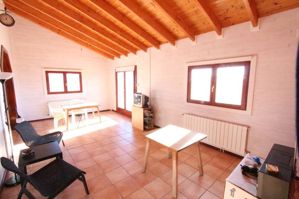 This villa is located in the beautiful natural environment of Jijona. The villa has a nice large plot of 25,000 m2.The beautiful nature that surrou...