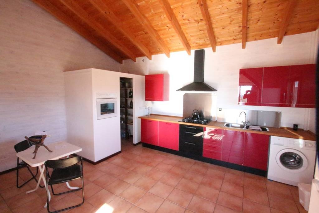 This villa is located in the beautiful natural environment of Jijona. The villa has a nice large plot of 25,000 m2.The beautiful nature that surrou...