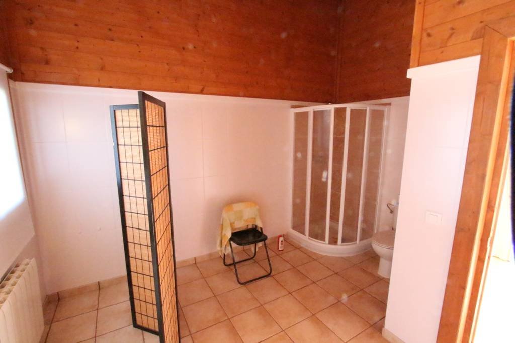 This villa is located in the beautiful natural environment of Jijona. The villa has a nice large plot of 25,000 m2.The beautiful nature that surrou...