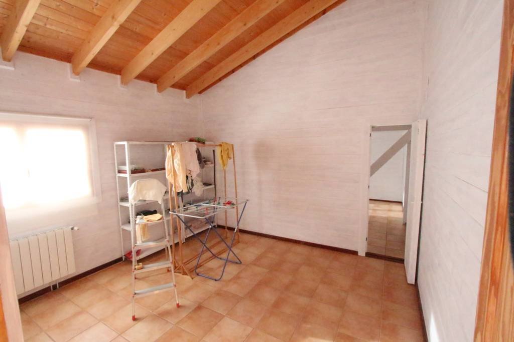 This villa is located in the beautiful natural environment of Jijona. The villa has a nice large plot of 25,000 m2.The beautiful nature that surrou...