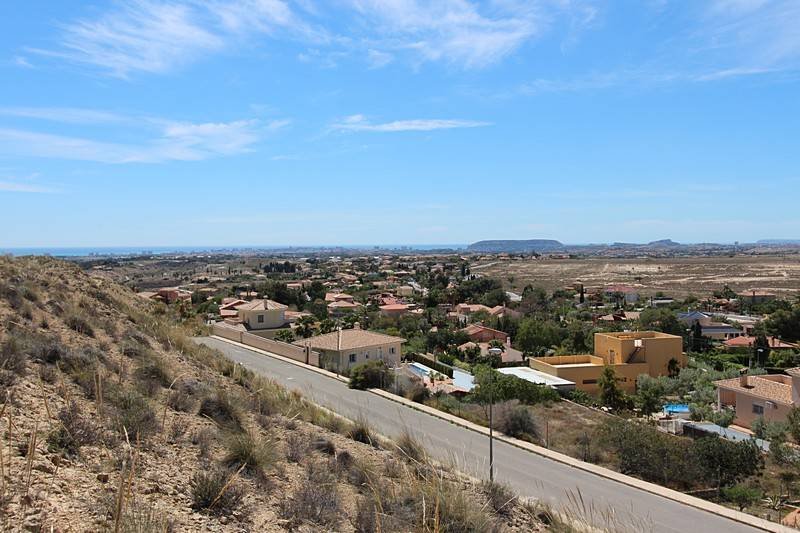 -building plot of 1200 m2-you can build a detached villa up to 280 m2 living area in max. 2 levels-urbanized villa area-water, electricity connecti...