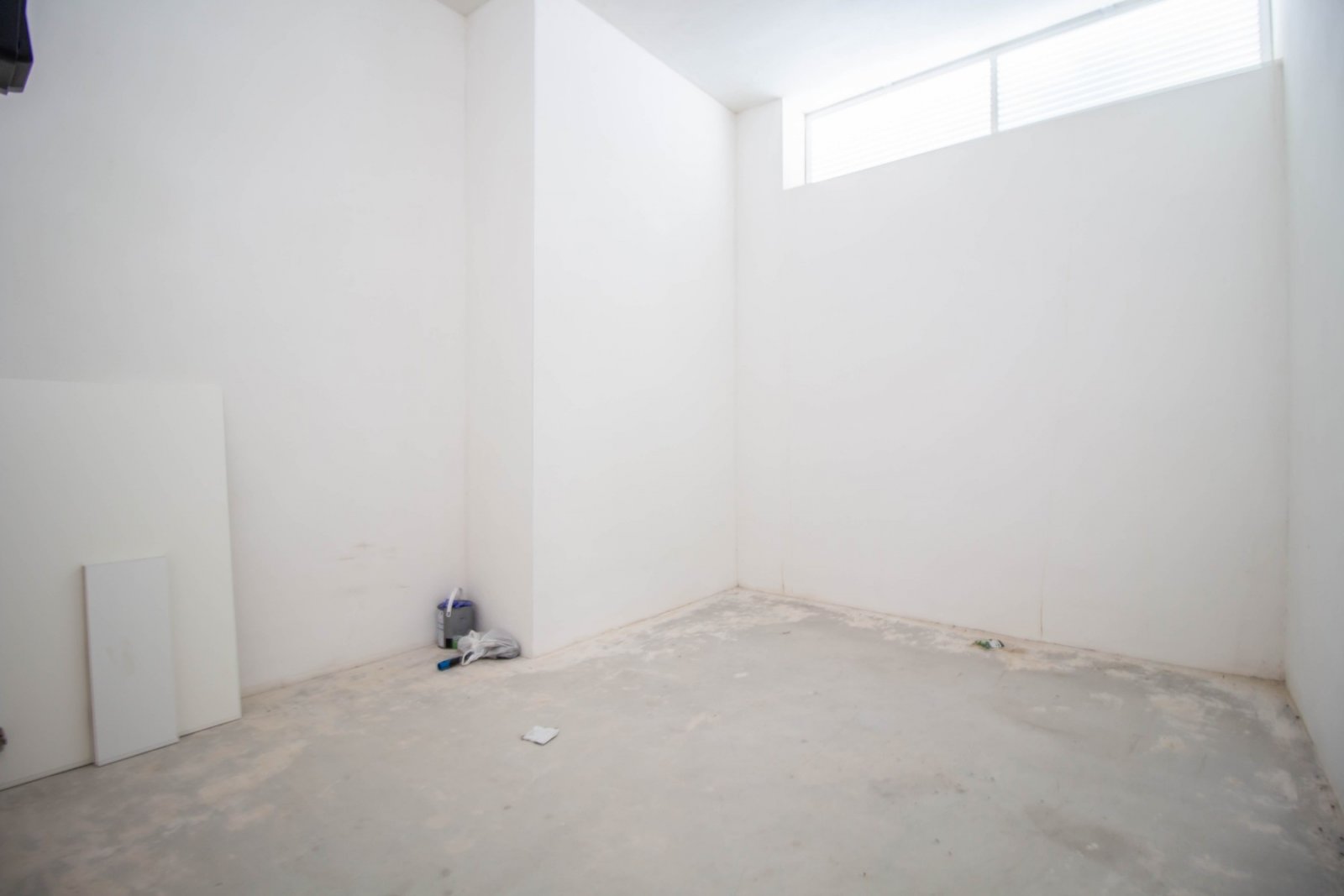   A South Facing, Three Bedroom, First Floor Apartment in Las Colinas Golf Resort, a prestigious 5* resort, with clubhouse, restaurant, bar and sup...