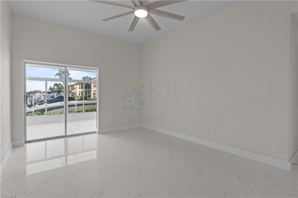 Capstan II: Modernes Wohnen mit Gulf-Access und Poolnähe