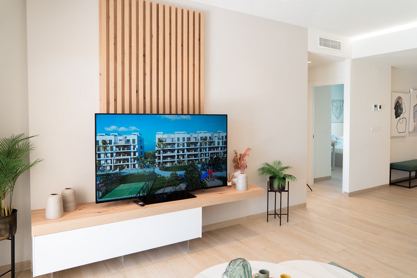 <p>Apartment with terrace provided with 2 Bedrooms and 2 Bathrooms, communal swimming pool and underground parking space. </p><p>The project includ...