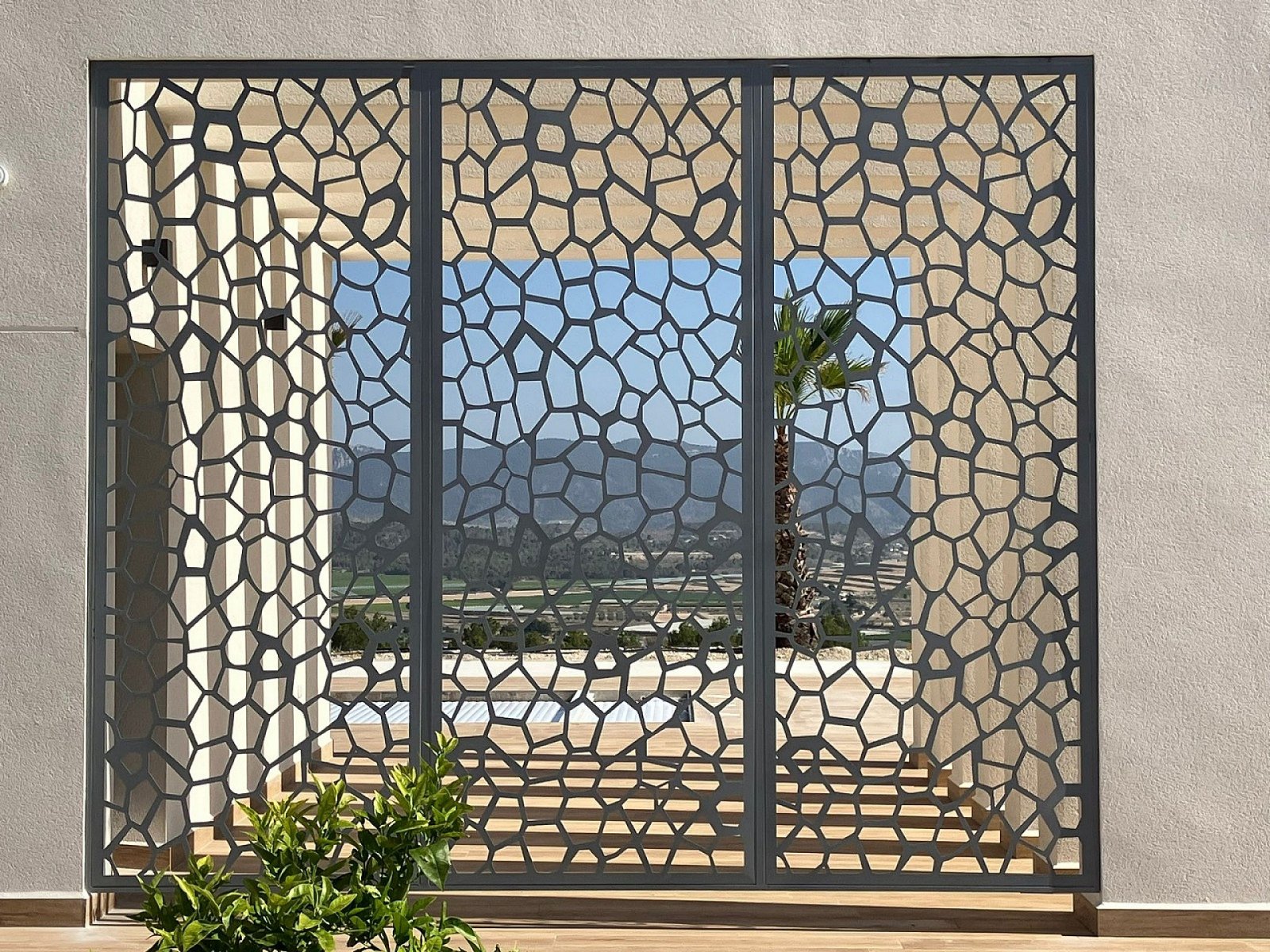 <p>Villa provided with 3 Bedrooms and 2 Bathrooms, private swimming pool and parking space on own plot. </p><p>Villa Bon Sol is a Luxury Three Bedr...