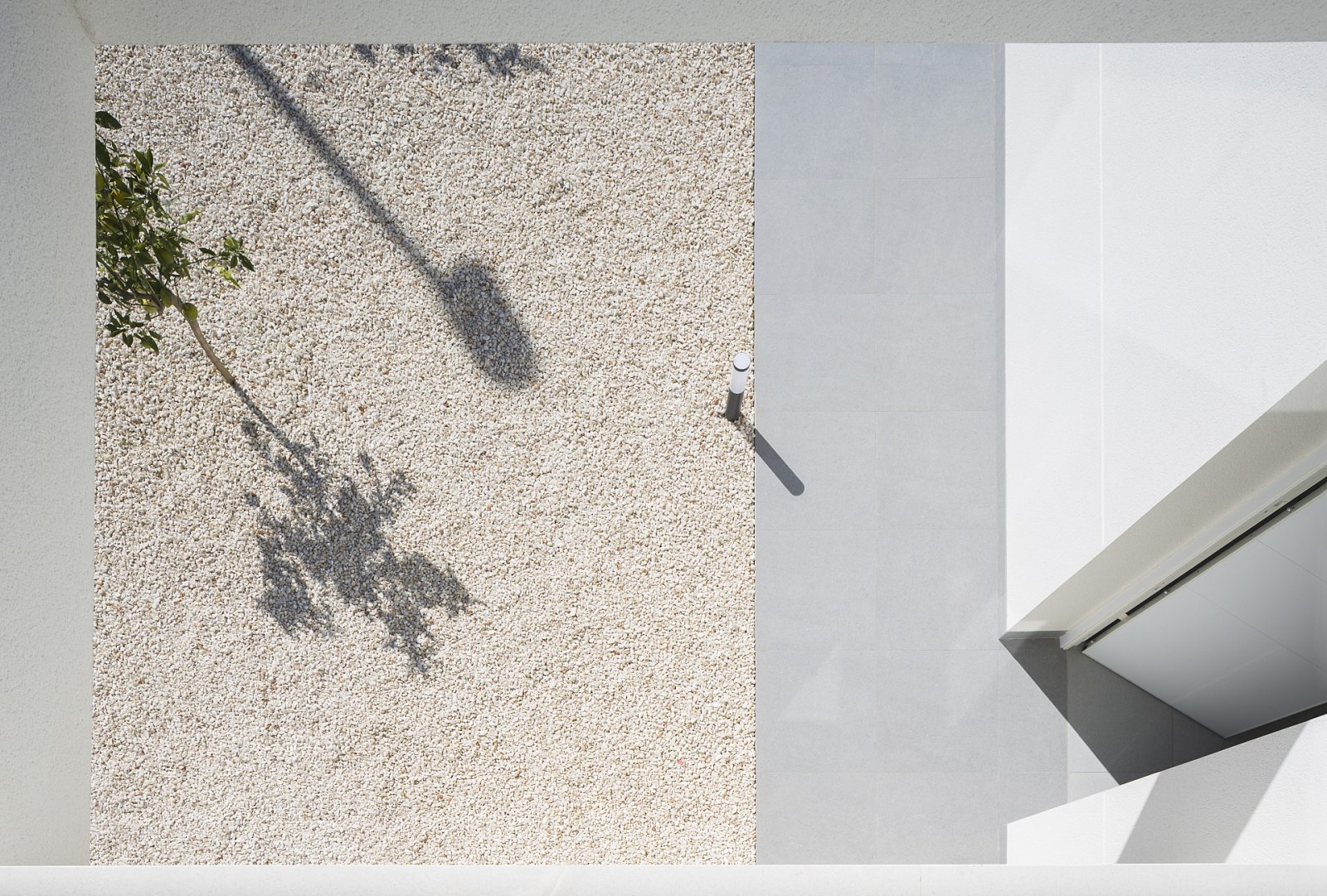 <p>Villa provided with 2 Bedrooms and 2 Bathrooms, communal swimming pool and private parking space within domain. </p>