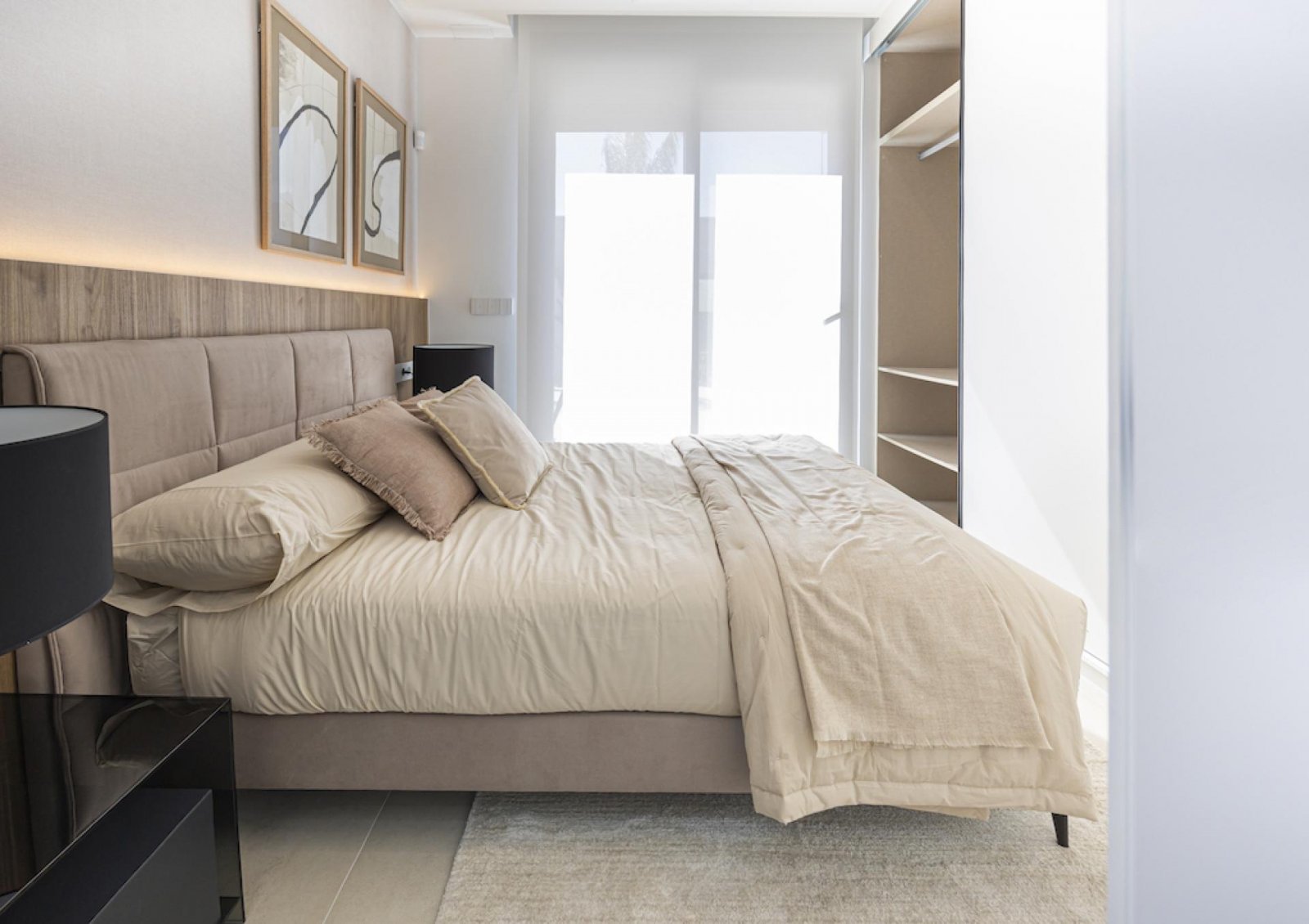 <p>Villa provided with 3 Bedrooms and 3 Bathrooms, private swimming pool and parking space on own plot. </p><p>Discover this beautiful property in ...