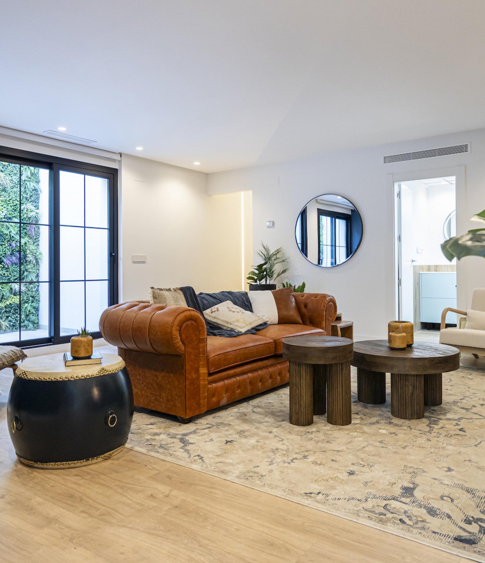 <p>Villa provided with 3 Bedrooms and 3 Bathrooms, private swimming pool and parking space on own plot. </p><p>Discover this beautiful property in ...