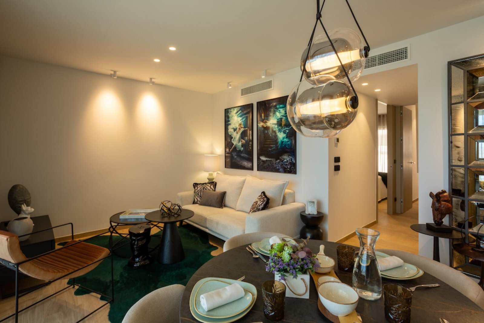 <p>Apartment with garden provided with 3 Bedrooms and 2 Bathrooms, communal swimming pool and optional underground parking & storage room. </p><p>A...