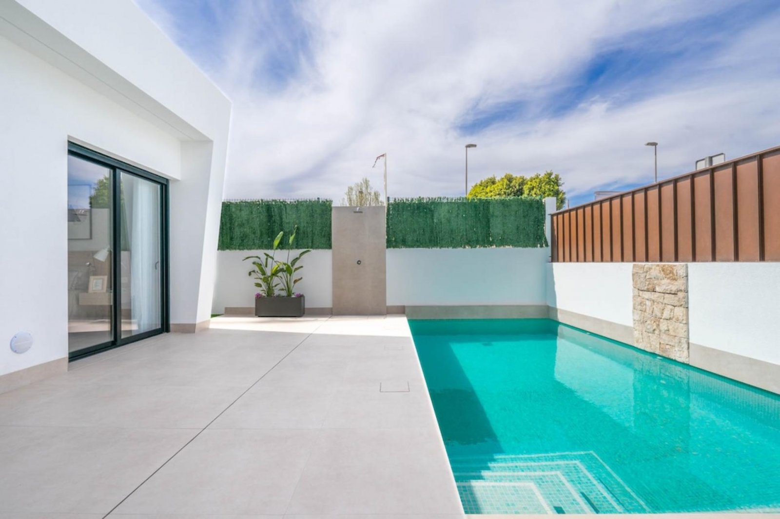 <p>Villa provided with 3 Bedrooms and 2 Bathrooms, private swimming pool and parking space on own plot. </p><p>Luxury bungalows with beautiful moun...