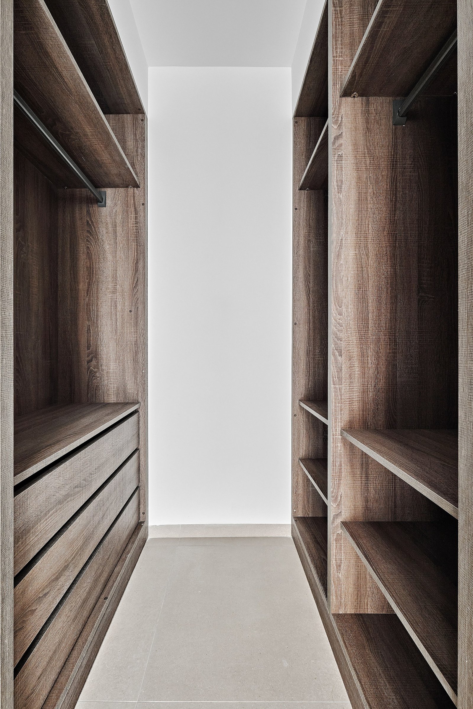 <p>Villa provided with 3 Bedrooms and 3 Bathrooms, private swimming pool and parking space on own plot. </p><p>On entering the villa you will find ...