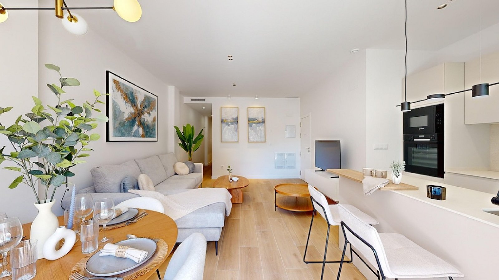 <p>Apartments - solarium provided with 3 Bedrooms and 2 Bathrooms, Jacuzzi swimming pool and ample parking space around the project.. </p><p>Small-...