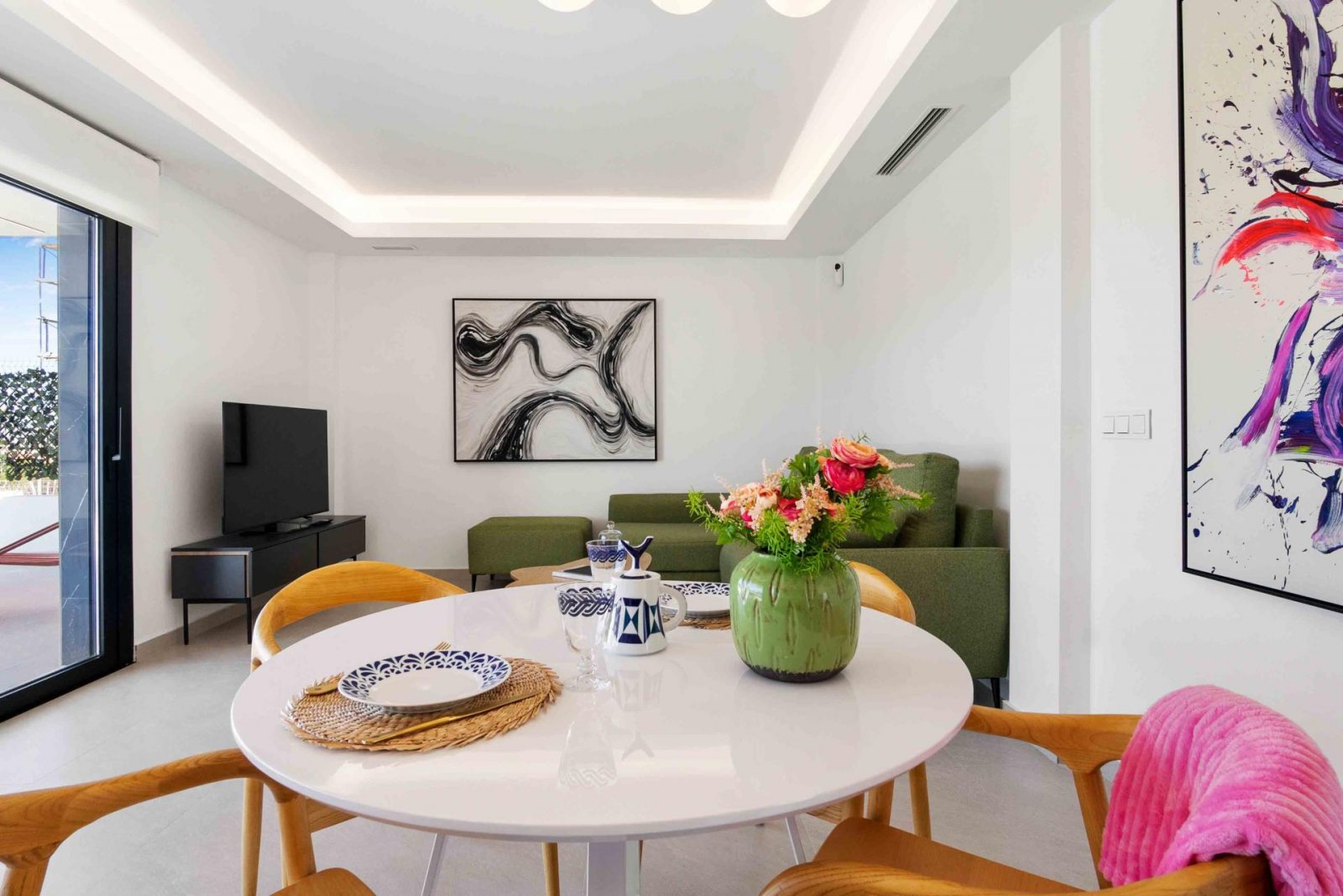 <p>Villa provided with 3 Bedrooms and 3 Bathrooms, private swimming pool and parking space on own plot. </p><p>This residential project consists of...