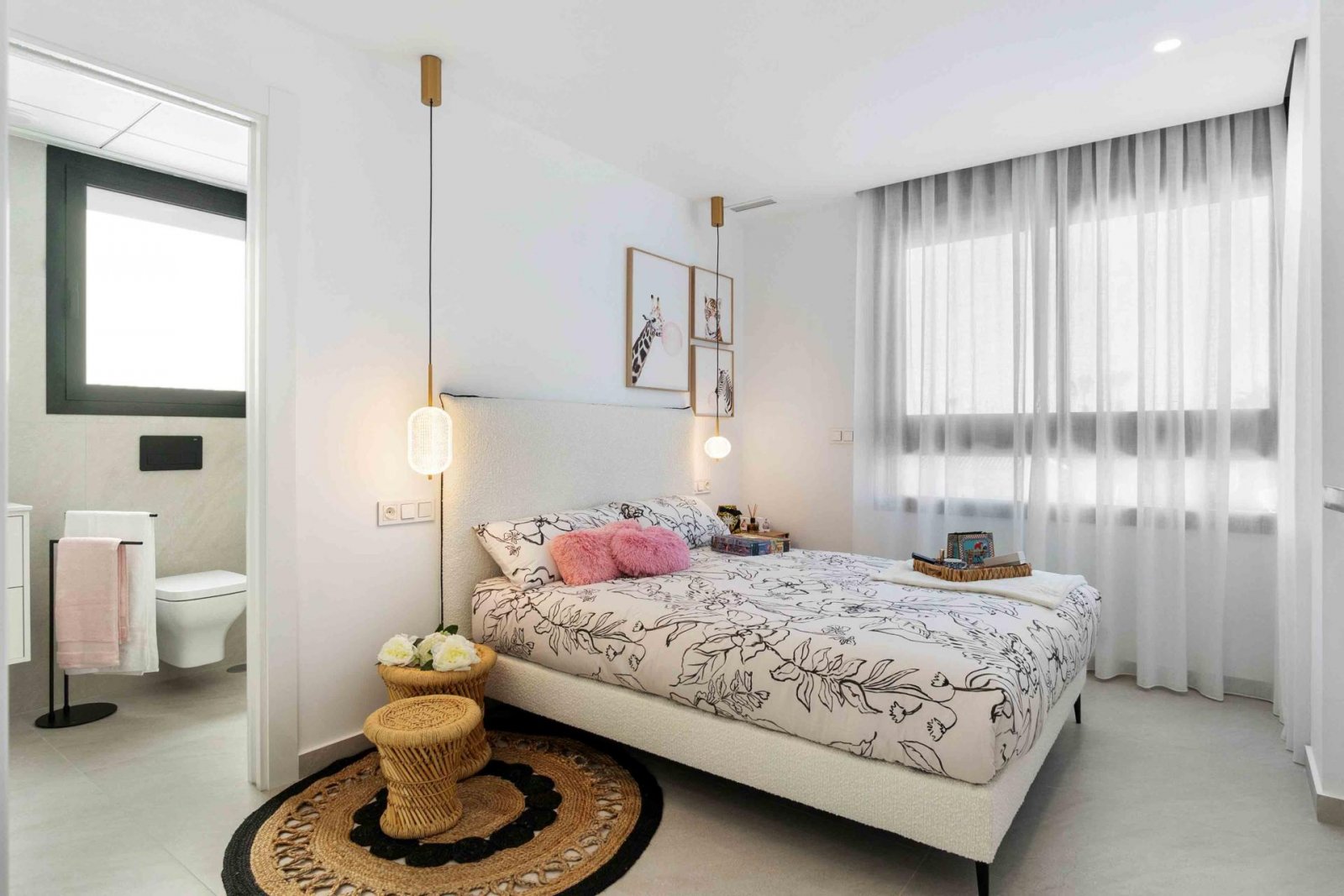 <p>Villa provided with 3 Bedrooms and 3 Bathrooms, private swimming pool and parking space on own plot. </p><p>This residential project consists of...