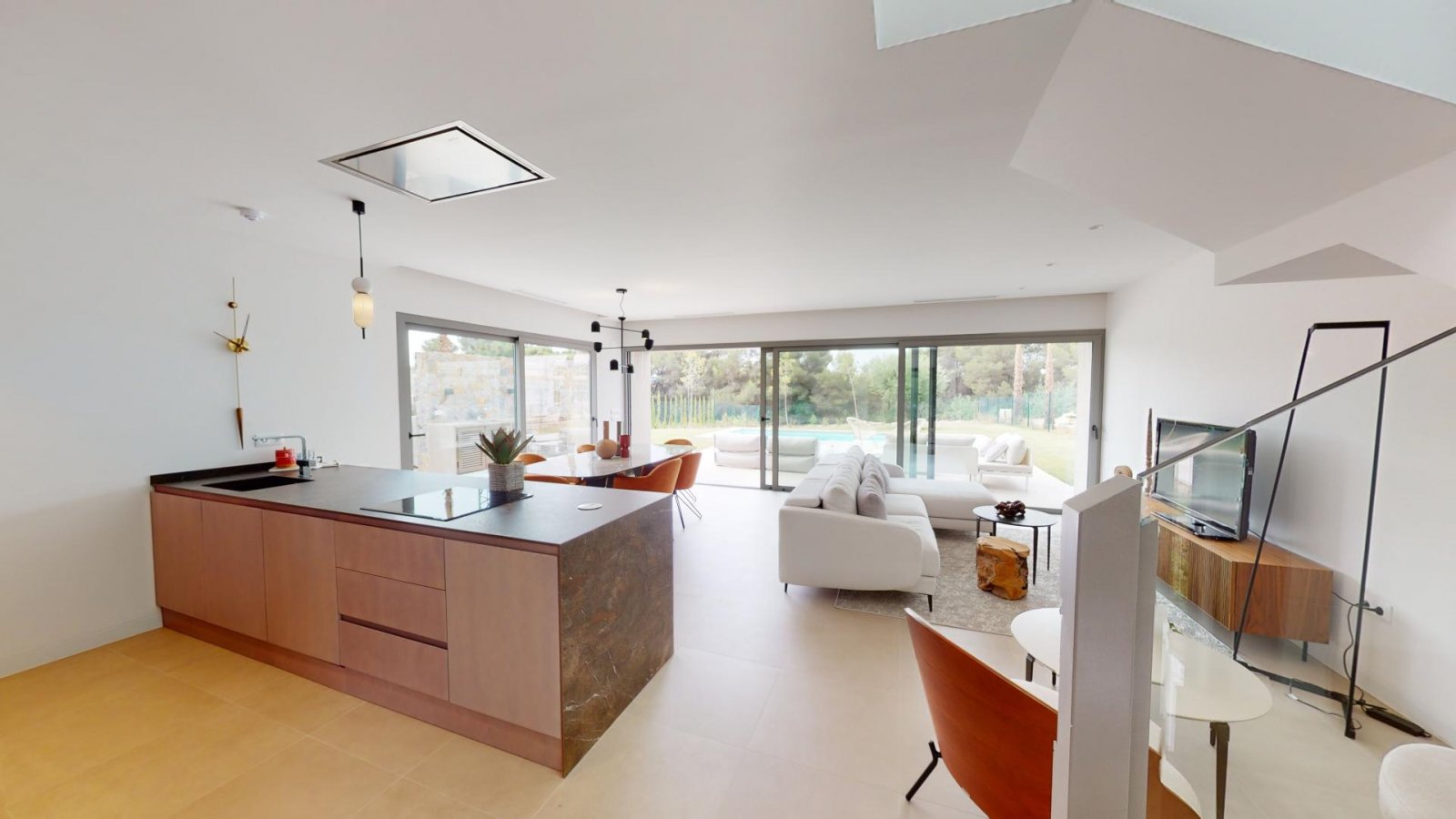 Exklusive Villa mit Infinity-Pool in Lima