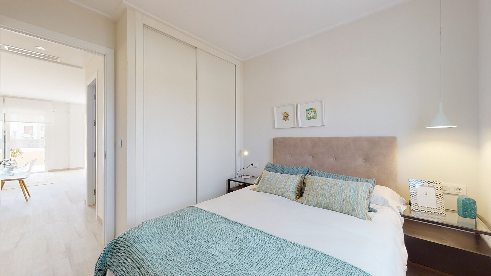 <p>Terraced villa provided with 3 Bedrooms and 2 Bathrooms, communal swimming pool and underground parking space. </p>