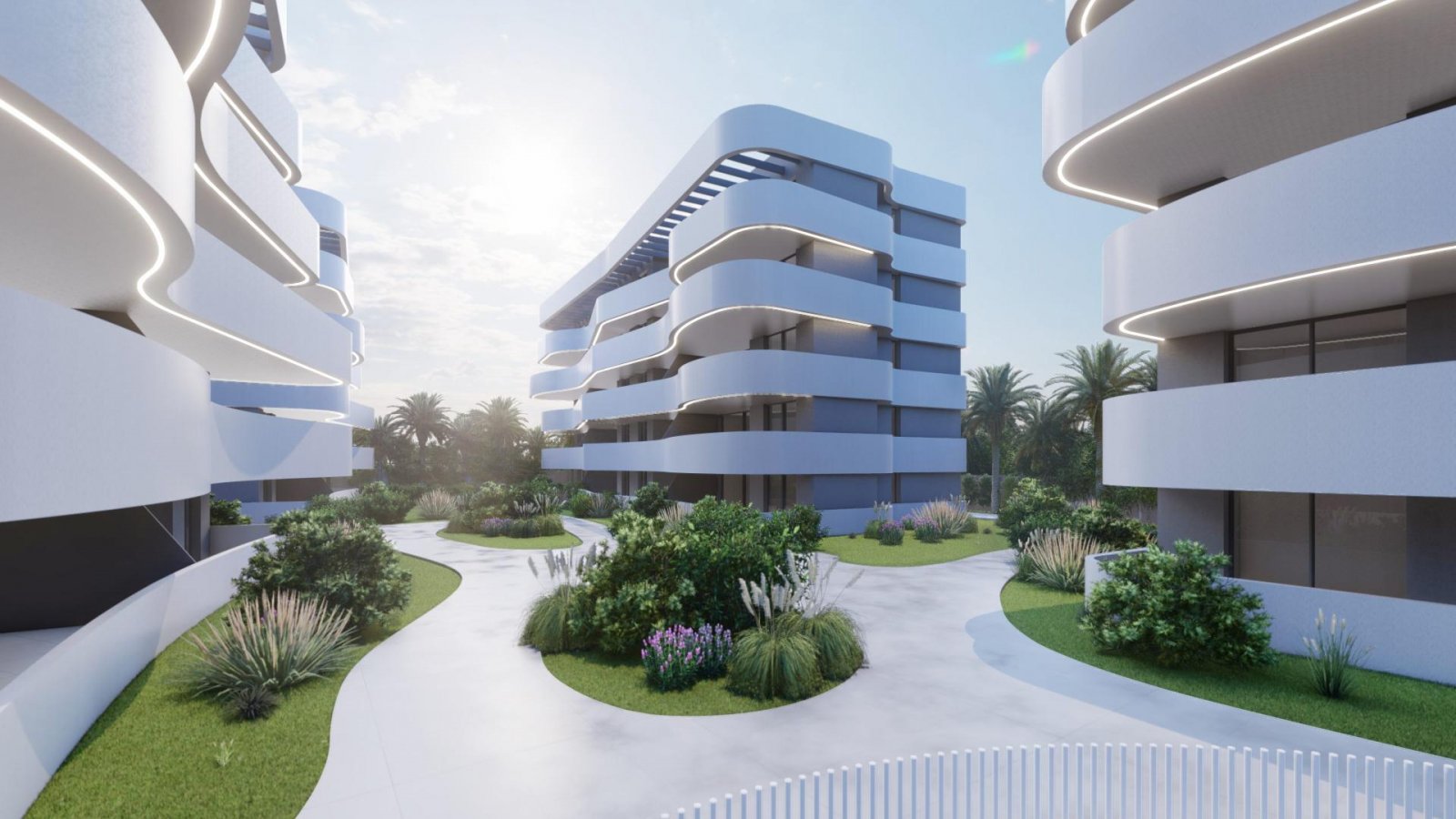 <p>Apartment with garden provided with 2 Bedrooms and 2 Bathrooms, communal swimming pool and underground parking space. </p><p>Latest tech to keep...