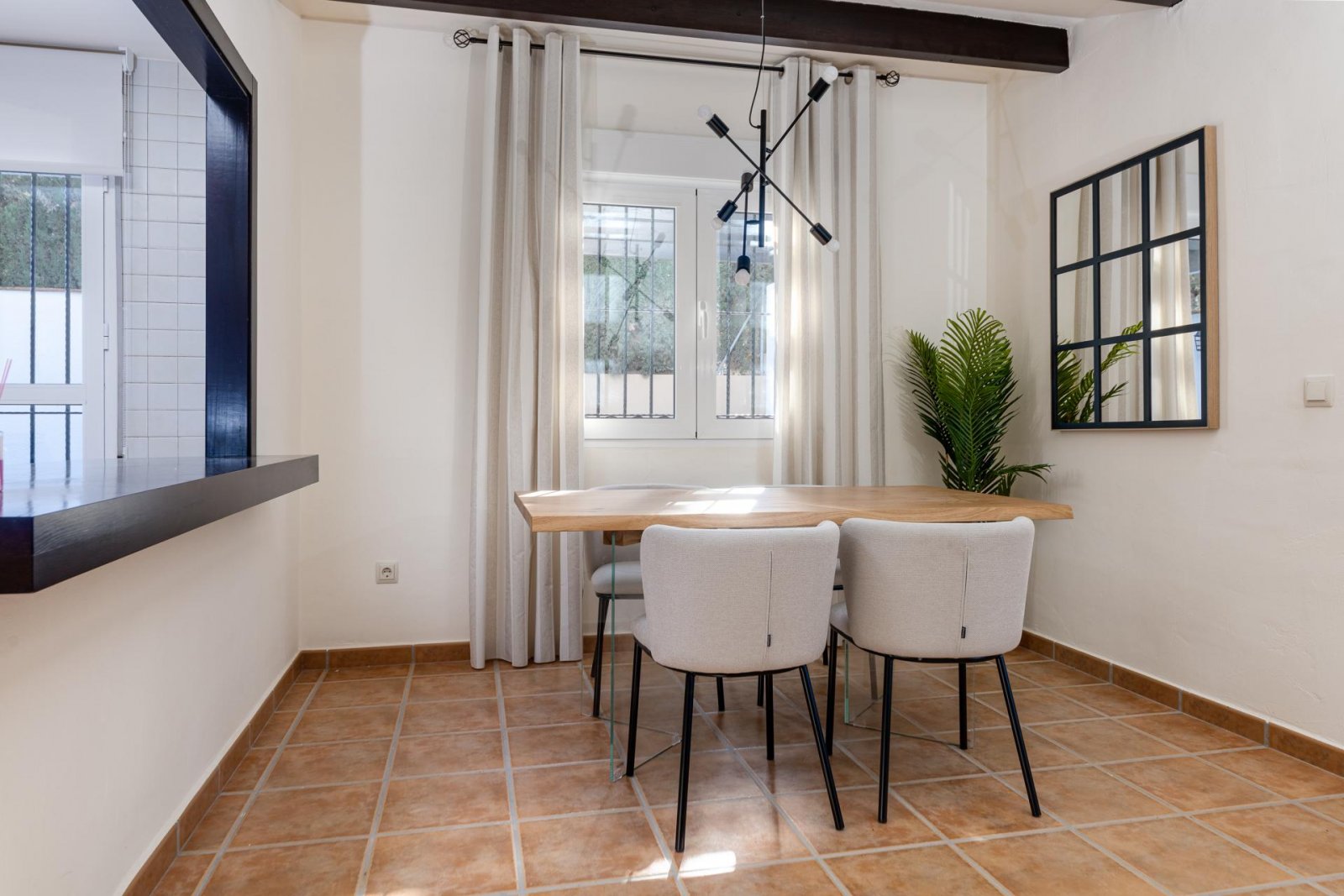 <p>Villa provided with 3 Bedrooms and 2 Bathrooms, optional swimming pool and parking space on own plot. </p><p>The high-quality finished low-rise ...