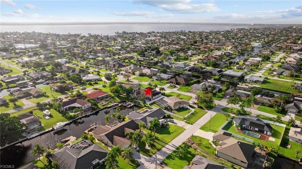 Exklusives Waterfront-Anwesen mit direktem Segelbootzugang – jetzt zum reduzierten Preis!