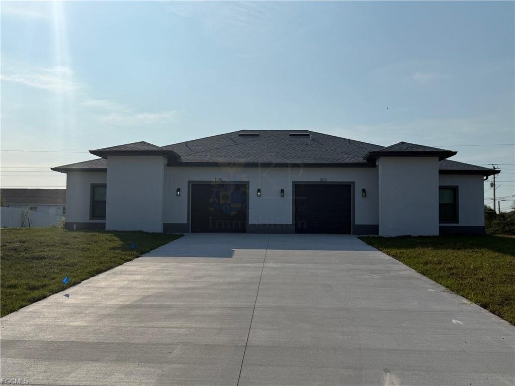 Lehigh Acres: RESERVIERT - Exklusive Duplex-Villa mit hochwertiger Ausstattung 