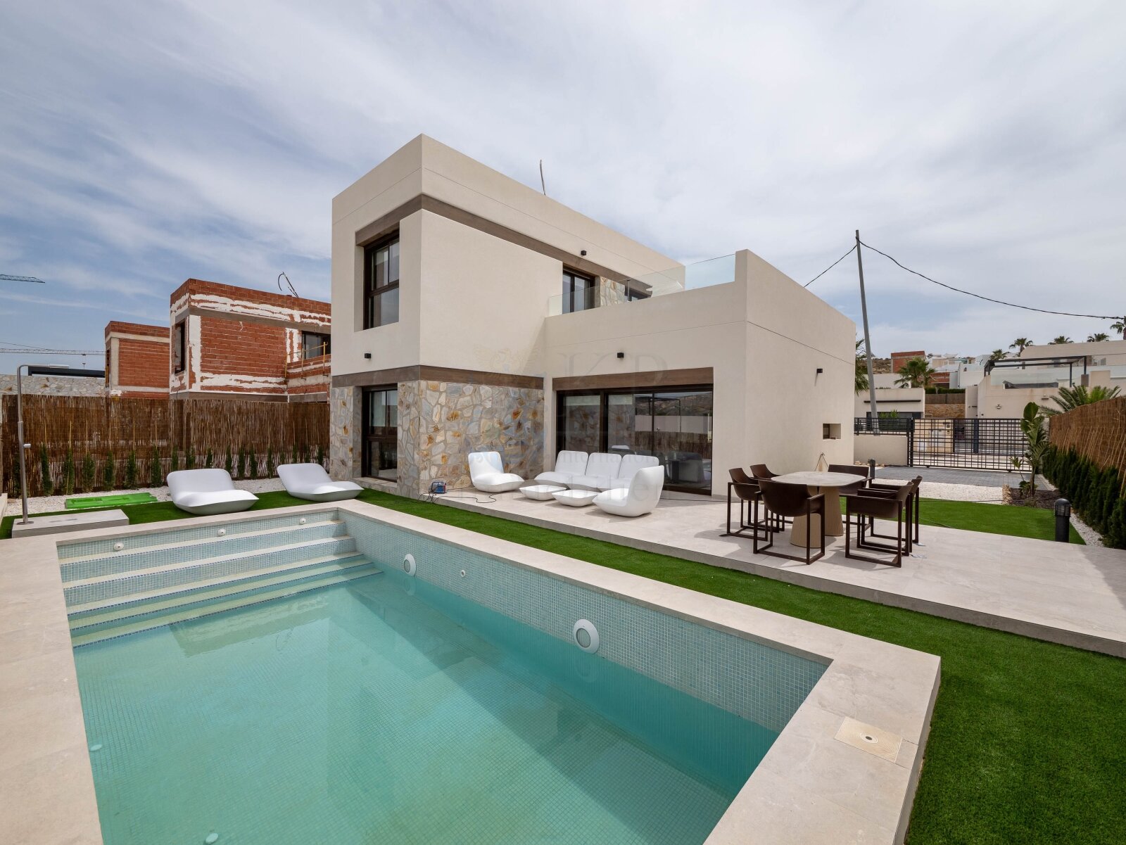 Modern New-Build Villa with Pool and Premium Features