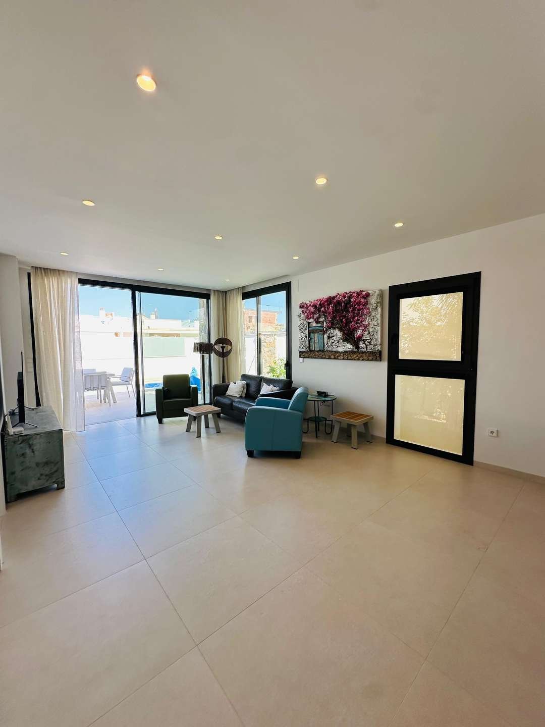 Wunderschöne Villa mit Meerblick, großem Pool und Sommerküche