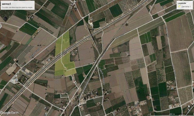   Rustic property of 46,816 m2 (the minimum to build a legal home is 10,000 m2) with a house to reform and more than enough water supply to irrigat...