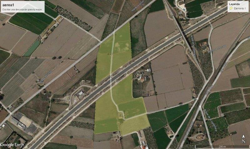   Rustic property of 46,816 m2 (the minimum to build a legal home is 10,000 m2) with a house to reform and more than enough water supply to irrigat...