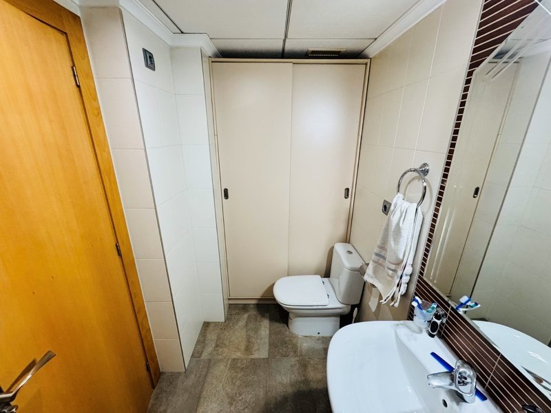   This apartment is located in the center of La Mata, close to all amenities and just 100 meters from the beach.It has a surface area of 58 m2 and ...