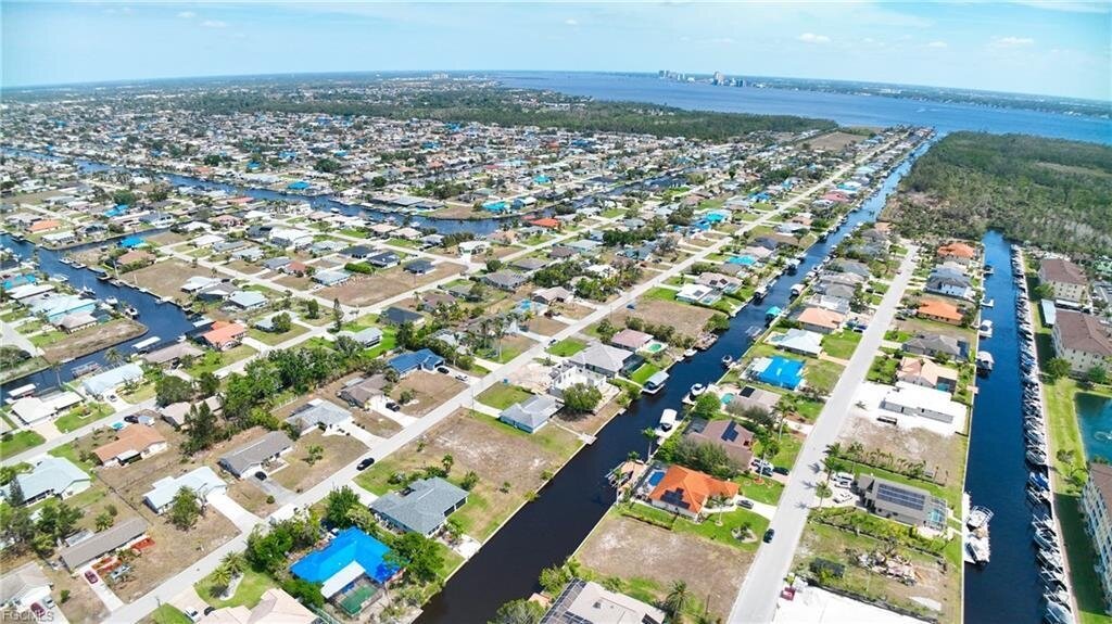 Traumgrundstück mit Direktzugang – Ohne Brücken ins offene Meer!